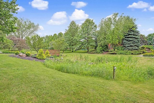 4626 SECRET GARDEN Drive, Mcfarland, WI 53558