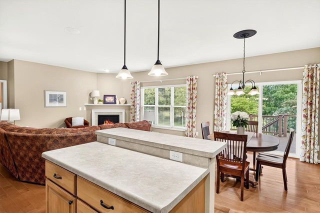 4626 SECRET GARDEN Drive, Mcfarland, WI 53558
