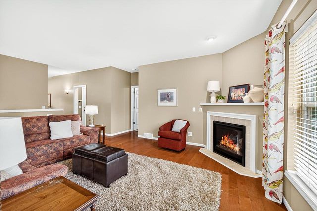 4626 SECRET GARDEN Drive, Mcfarland, WI 53558