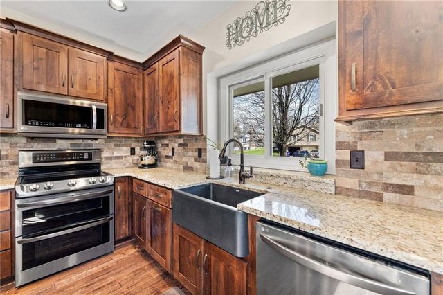 348 SE Brownfield Drive, Lee's Summit, MO 64063