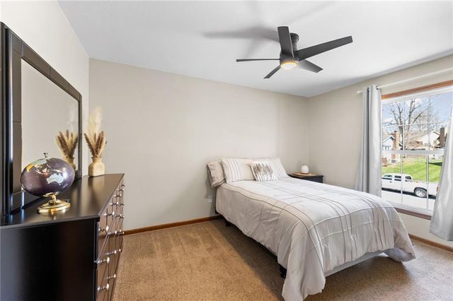 348 SE Brownfield Drive, Lee's Summit, MO 64063