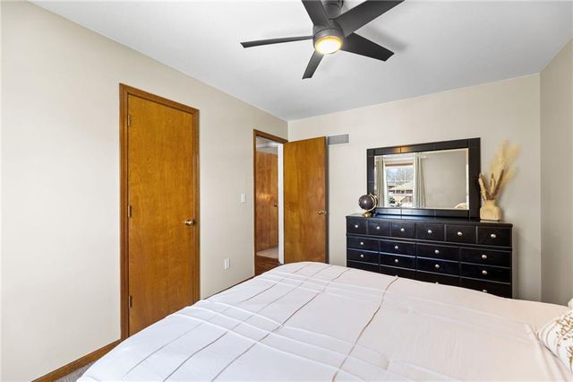 348 SE Brownfield Drive, Lee's Summit, MO 64063