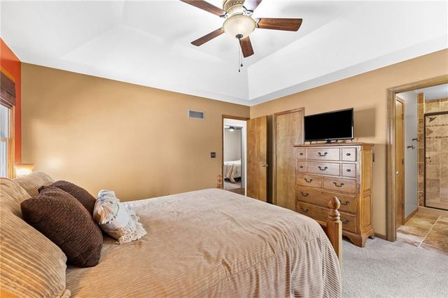 348 SE Brownfield Drive, Lee's Summit, MO 64063