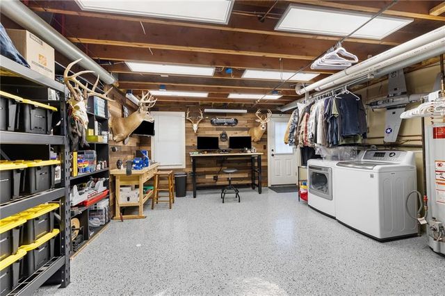 348 SE Brownfield Drive, Lee's Summit, MO 64063