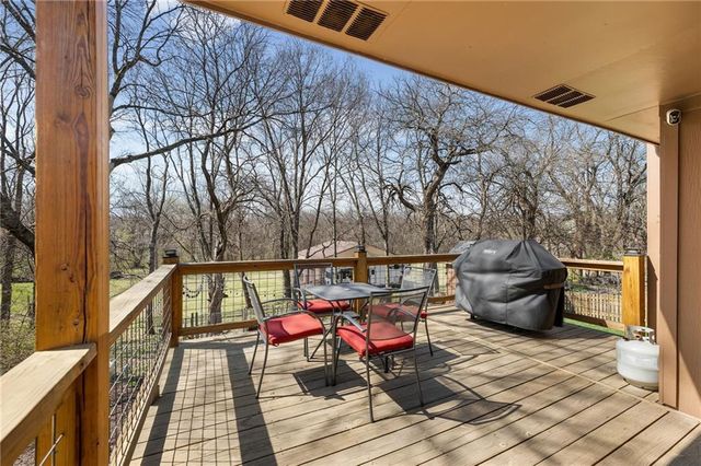 348 SE Brownfield Drive, Lee's Summit, MO 64063