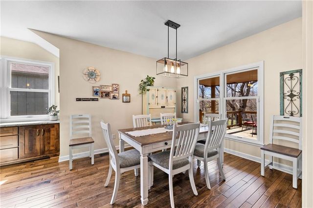 348 SE Brownfield Drive, Lee's Summit, MO 64063