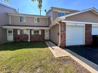 454 Esselen Court, Carol Stream, IL 60188