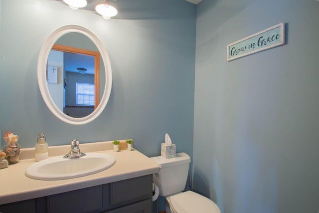 605 Bridlewood LANE, Watertown, WI 53094