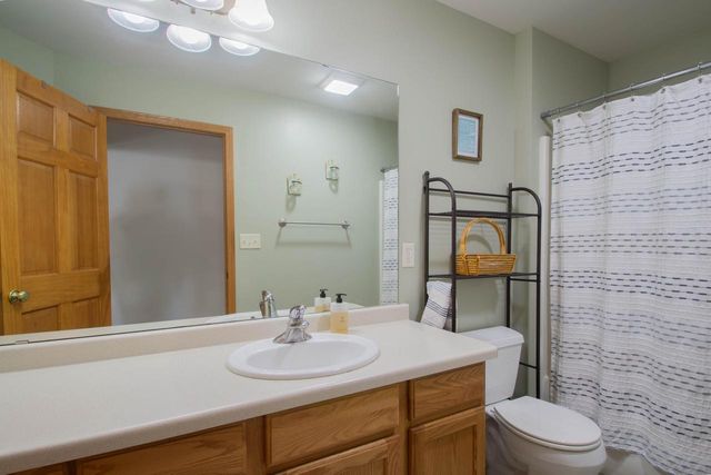 605 Bridlewood LANE, Watertown, WI 53094