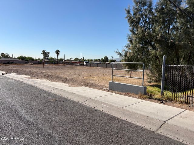 3107 W YUMA Street 16, Phoenix, AZ 85009