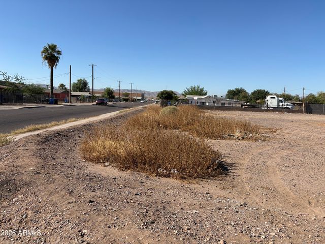 3107 W YUMA Street 16, Phoenix, AZ 85009