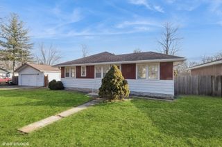 27569 N Beech Street, Island Lake, IL 60042