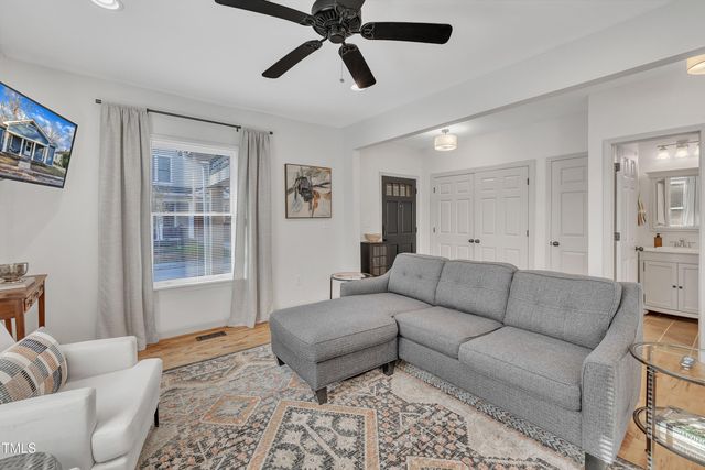 810 Brooklyn Street, Raleigh, NC 27605