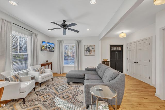 810 Brooklyn Street, Raleigh, NC 27605