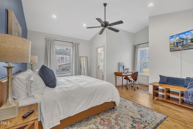 810 Brooklyn Street, Raleigh, NC 27605