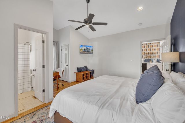 810 Brooklyn Street, Raleigh, NC 27605