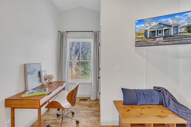 810 Brooklyn Street, Raleigh, NC 27605