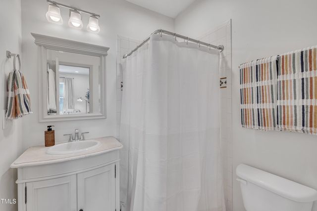 810 Brooklyn Street, Raleigh, NC 27605