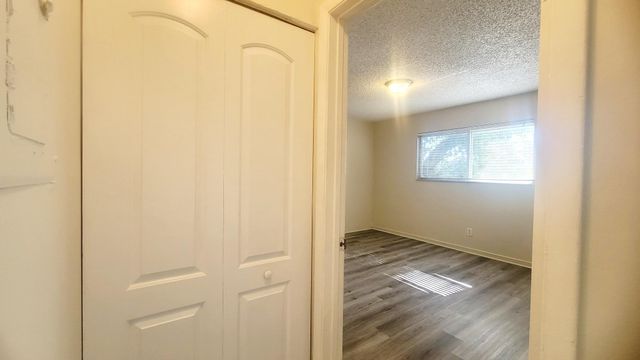 3433 NW 44th Street 103, Oakland Park, FL 33309