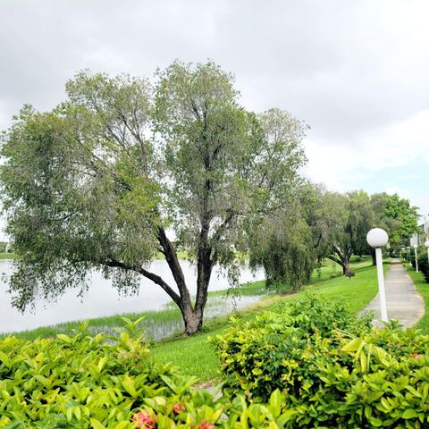 3433 NW 44th Street 103, Oakland Park, FL 33309