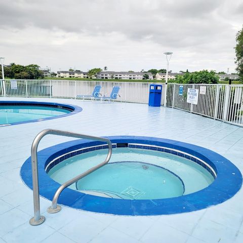 3433 NW 44th Street 103, Oakland Park, FL 33309