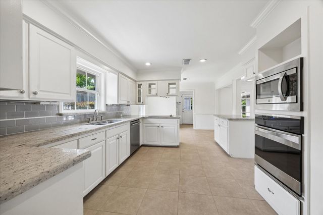 4310 Tonawanda Drive, Houston, TX 77035