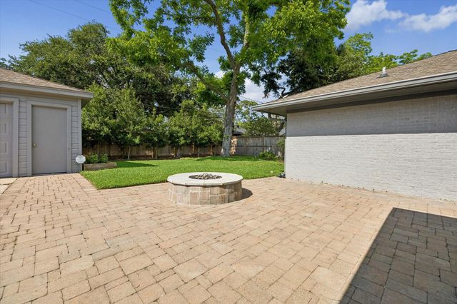 4310 Tonawanda Drive, Houston, TX 77035
