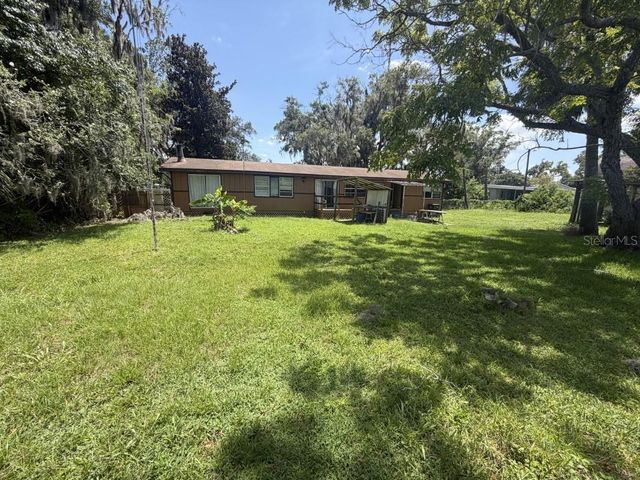 9818 REYLINDA AVENUE, Thonotosassa, FL 33592