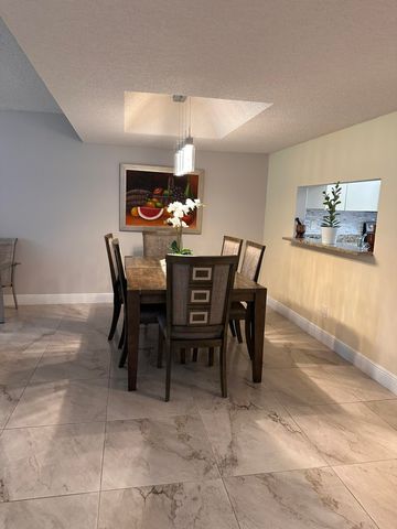 6698 10th Avenue N 116, Greenacres, FL 33467