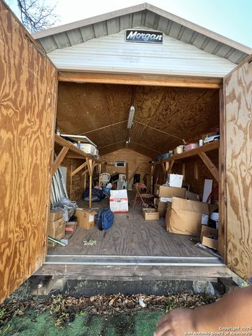 54 Wayside, San Antonio, TX 78213