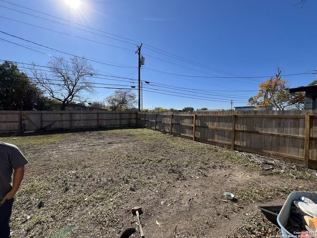 54 Wayside, San Antonio, TX 78213