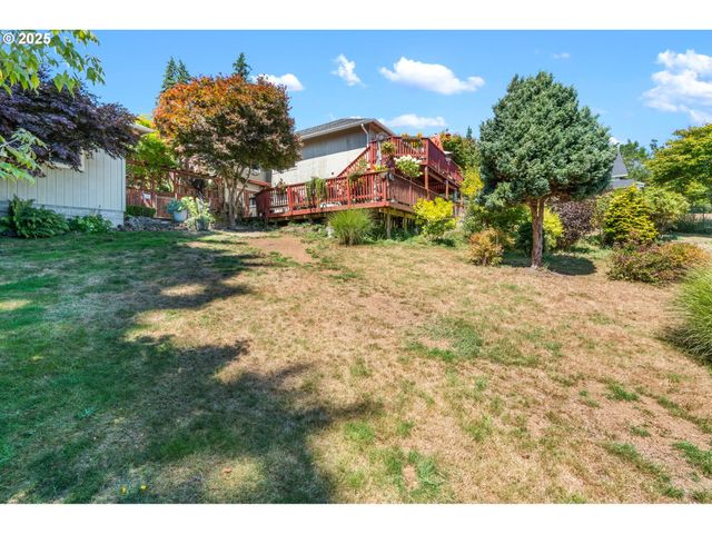 719 PETERS St, Raymond, WA 98577