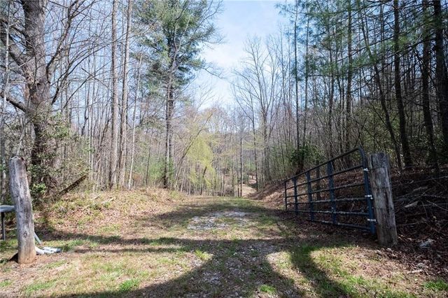 1305 Brim Road, Mount Airy, NC 27030