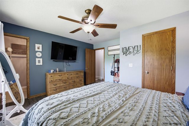 7417 Parkwood Lane NE, Cedar Rapids, IA 52402