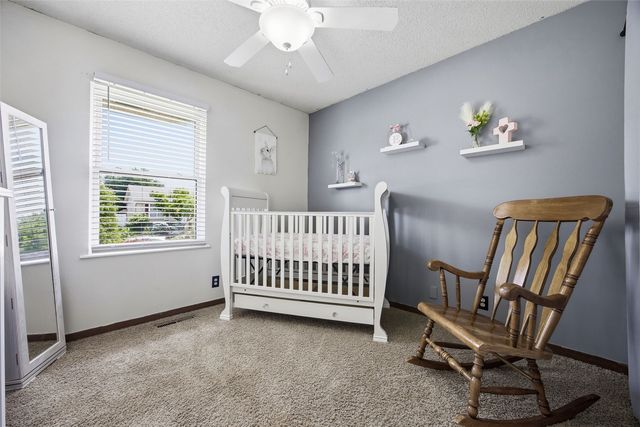 7417 Parkwood Lane NE, Cedar Rapids, IA 52402