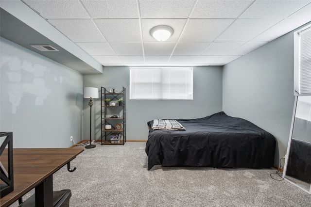 7417 Parkwood Lane NE, Cedar Rapids, IA 52402