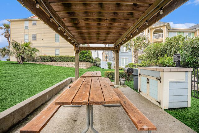 7000 Seawall Boulevard 1011, Galveston, TX 77551
