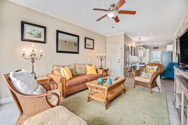 7000 Seawall Boulevard 1011, Galveston, TX 77551