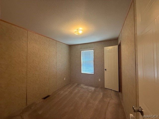 3530 E Robin Lane, Kingman, AZ 86409