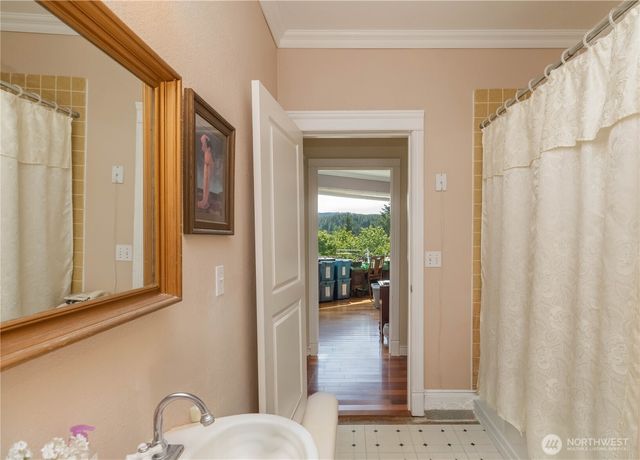 34110 Orville Road E, Eatonville, WA 98328