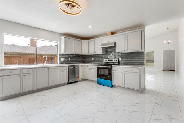 1905 Colgate Drive, Richardson, TX 75081