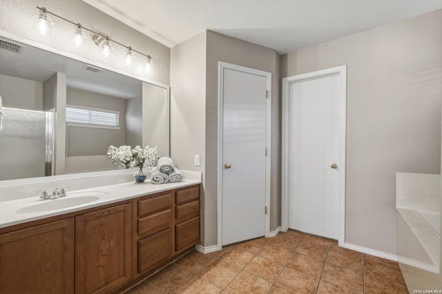 16722 Mandolino, San Antonio, TX 78266