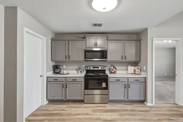 16722 Mandolino, San Antonio, TX 78266