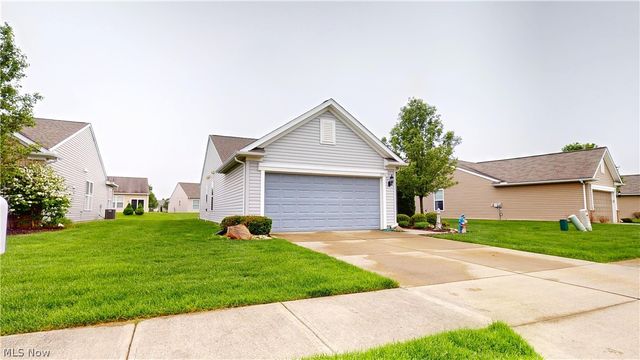 37911 Ashfield Way, North Ridgeville, OH 44039
