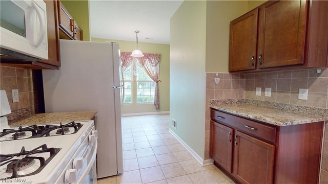 37911 Ashfield Way, North Ridgeville, OH 44039