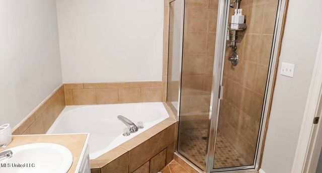 183 Mc Donnell Avenue, 304, Biloxi, MS 39531