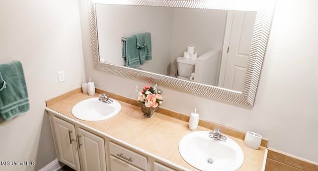 183 Mc Donnell Avenue, 304, Biloxi, MS 39531