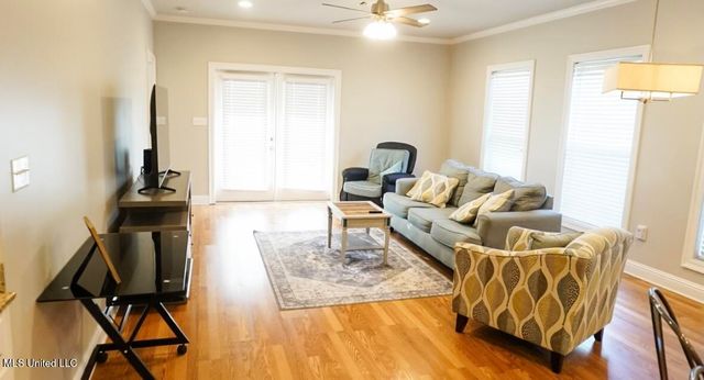 183 Mc Donnell Avenue, 304, Biloxi, MS 39531