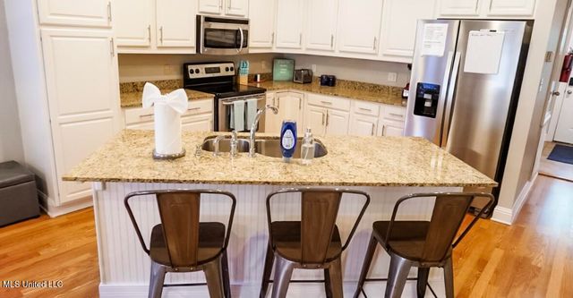 183 Mc Donnell Avenue, 304, Biloxi, MS 39531