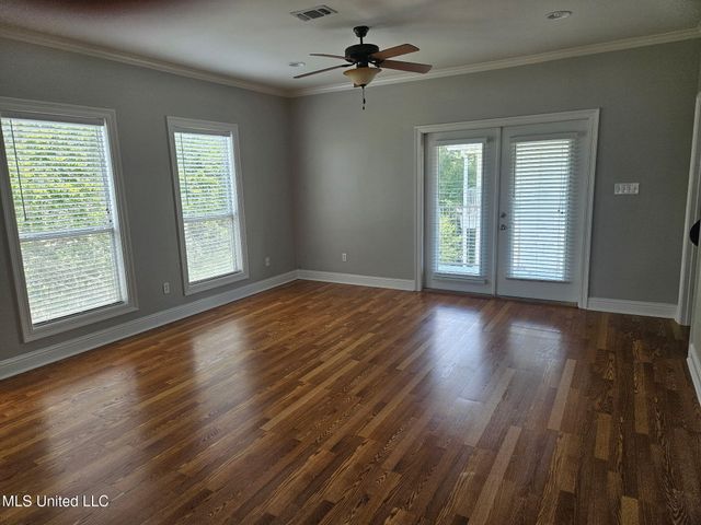 183 Mc Donnell Avenue, 304, Biloxi, MS 39531